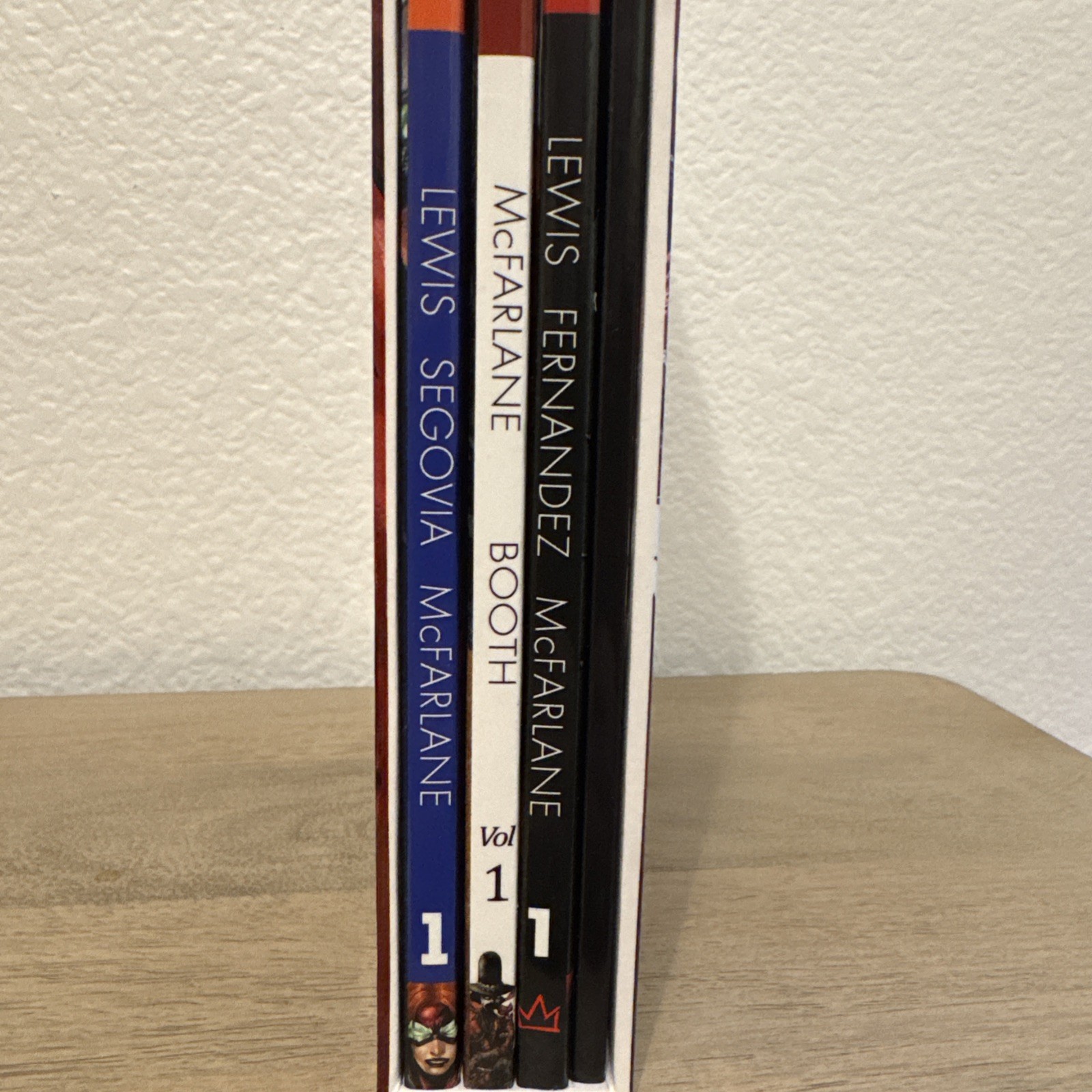 Spawn’s Universe BOX SET Todd McFarlane Set #1 Volume with Hard Slipcover!