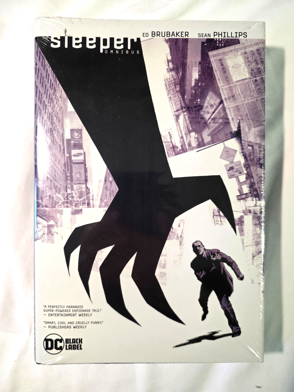 Sleeper Omnibus Brubaker Phillips DC Hardcover