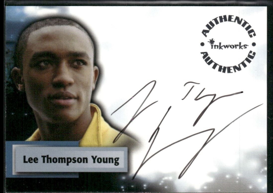 Lee Thompson Young 2006 Inkworks Smallville Auto #A38