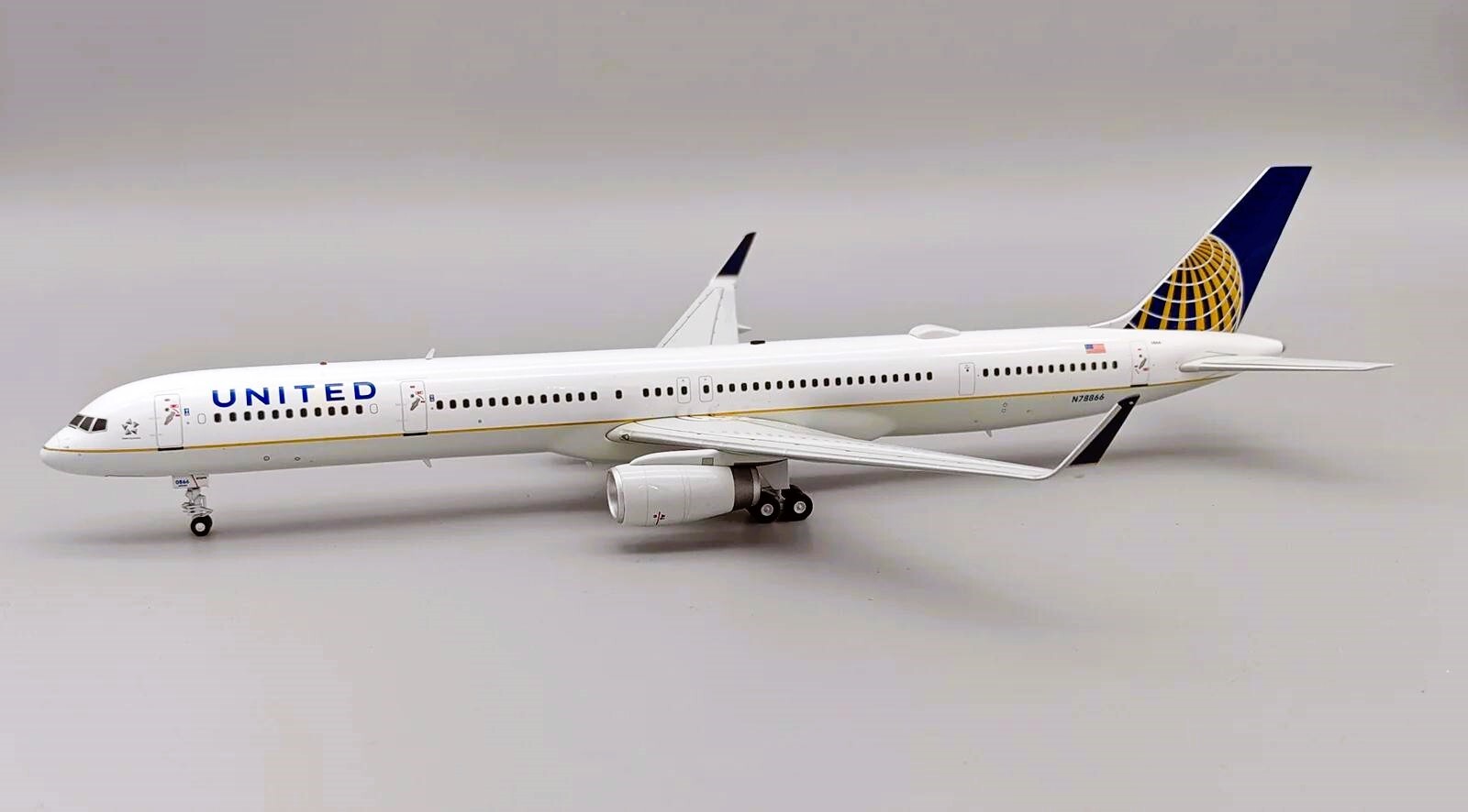 Inflight IF753UA1123 United Airlines 757-300 N78866 Diecast 1/200 AV Jet Model