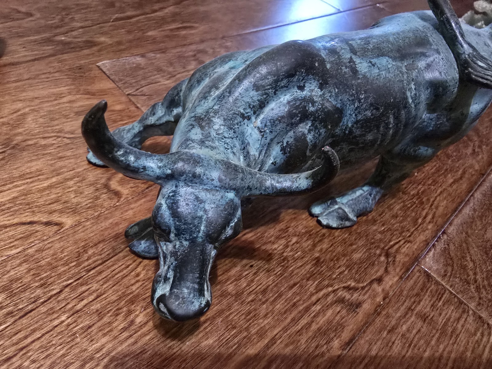 Gray/Black Metal Bull Figurine Statue, Patina Finish, 3D Effect Decor