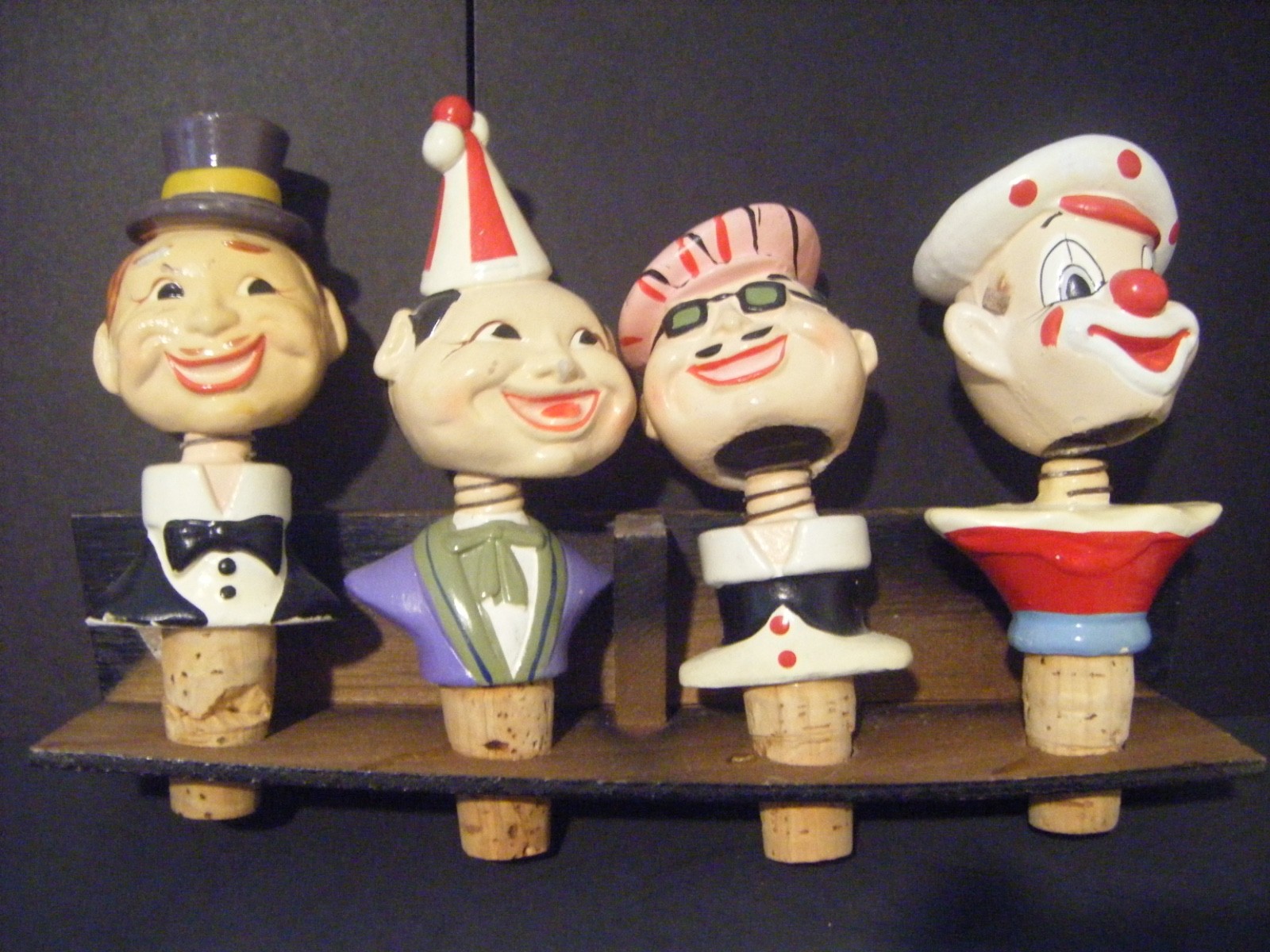 Set of 4 Vintage Cork Wine Paper Mache Stoppers w/Stand Bobbinhead Nodders