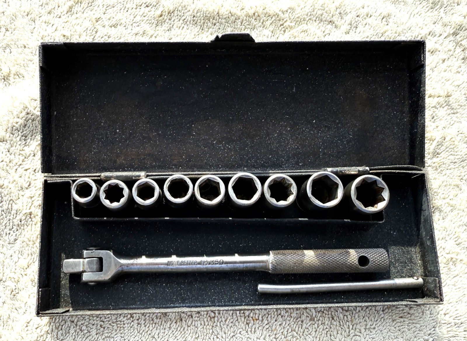 VINTAGE NEW BRITAIN MACHINE CO. NONE BETTER SAE 1/4 INCH DRIVE SOCKET SET
