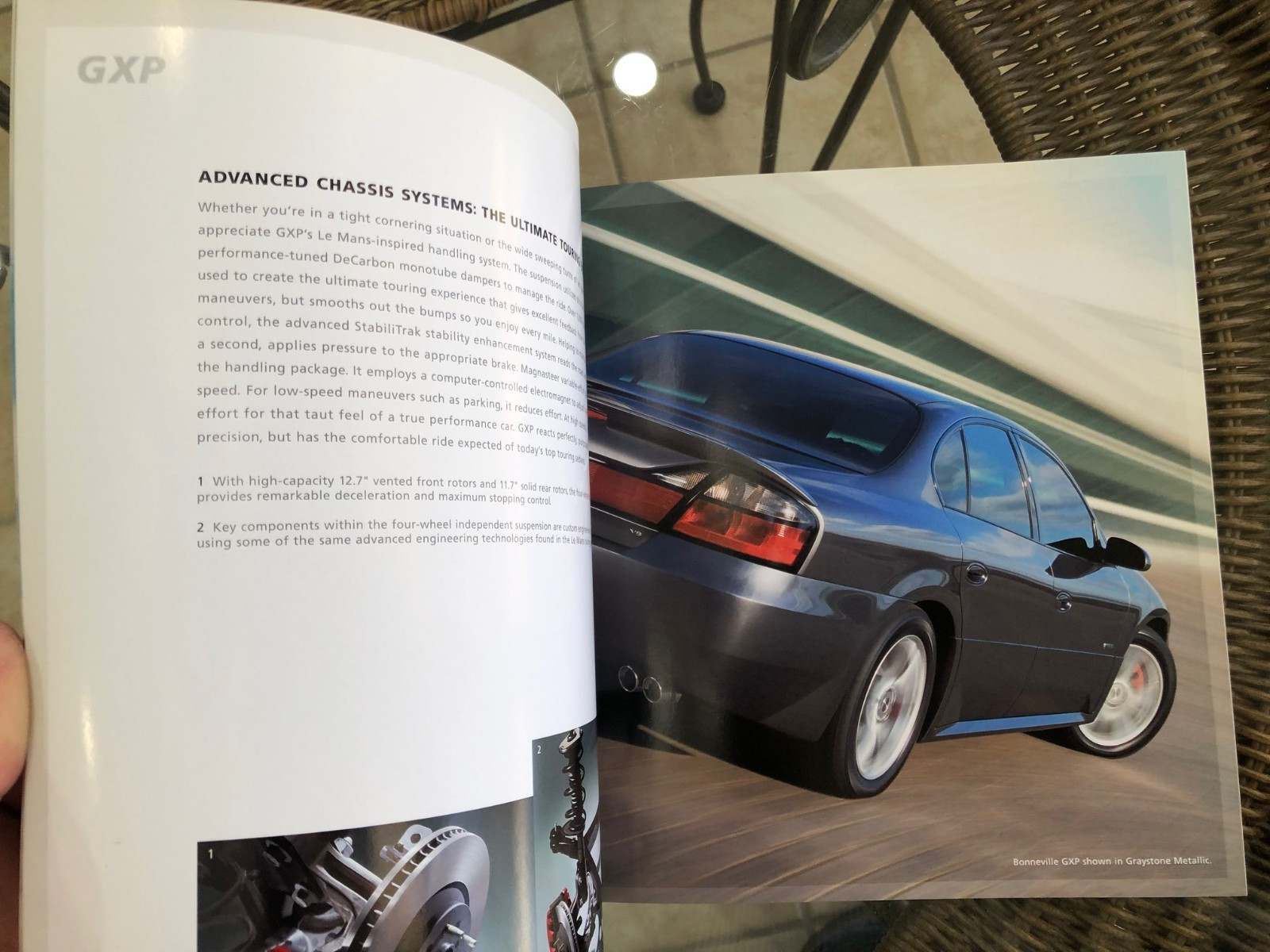 Original 2005 Pontiac Bonneville Deluxe Sales Brochure 05 SE SLE GXP