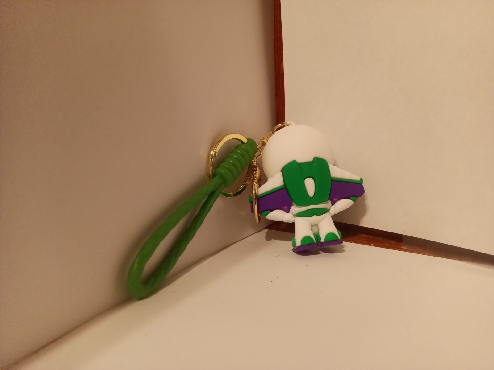 BUZZ LIGHTYEAR KEYCHAIN/BAG CLIP 3D-TOY STORY “DISNEY” NIP