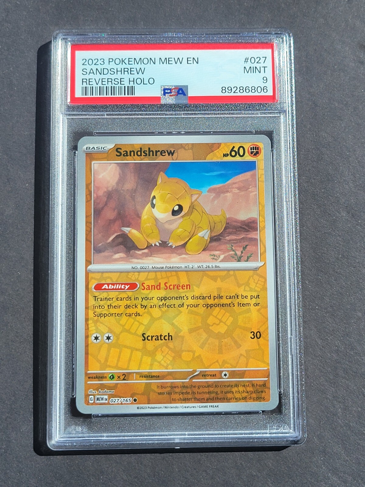 PSA 9 SANDSHREW 027/165 – SCARLET & VIOLET 151 REVERSE HOLO ENGLISH – MINT