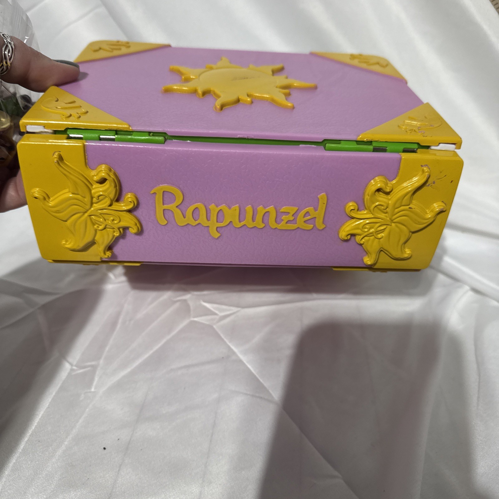 Disney Parks Princess Rapunzel Tangled Storybook Playset W/ Mini Figures Toy