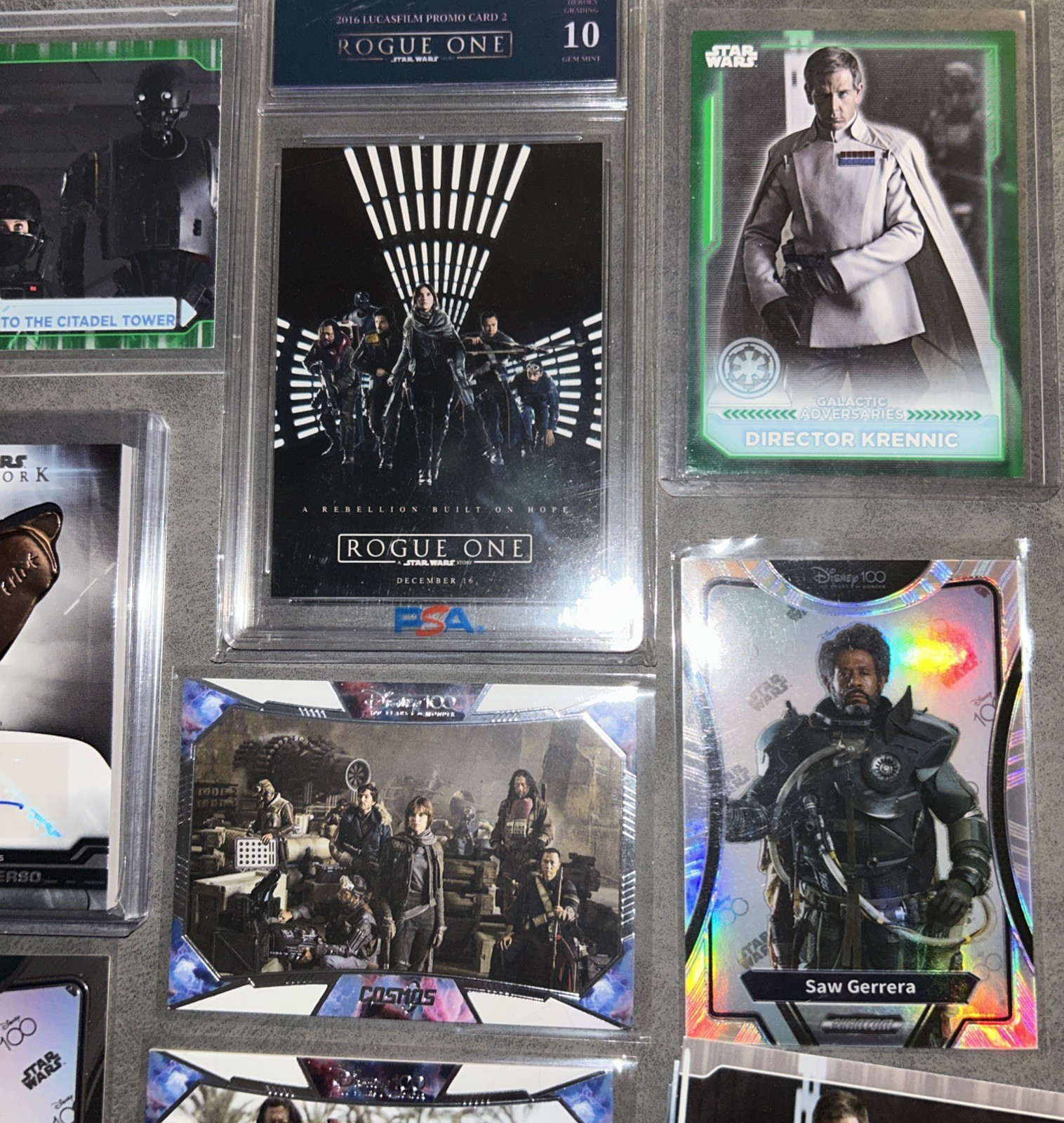 Star Wars Rogue One Cassian Andor Jyn Erso serial numbered & Bonus trading Cards