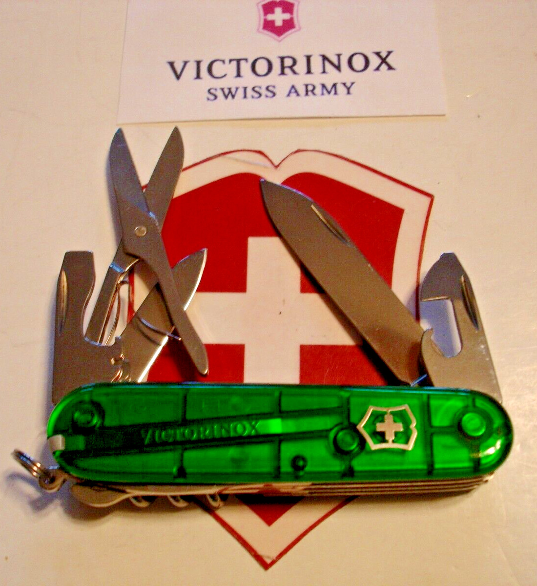 VICTORINOX 91mm TRANSLUCENT EMERALD GREEN CLIMBER 14 FUNCTION SWISS ARMY KNIFE