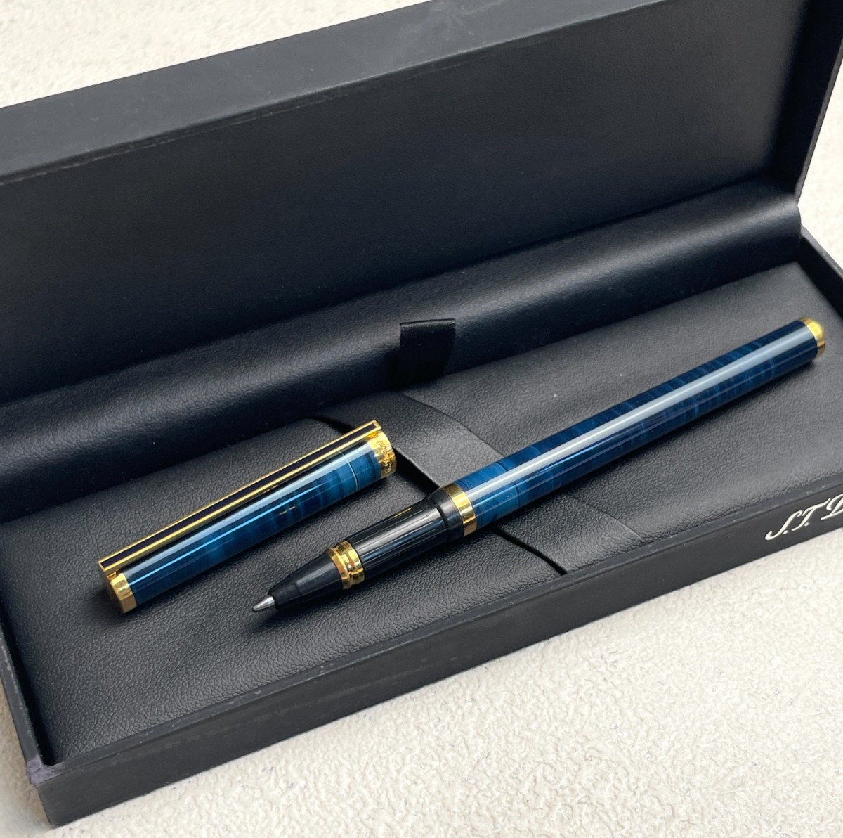 Rare ST Dupont Classique Laque de Chine Blue Ocean Rollerball Pen France VP961