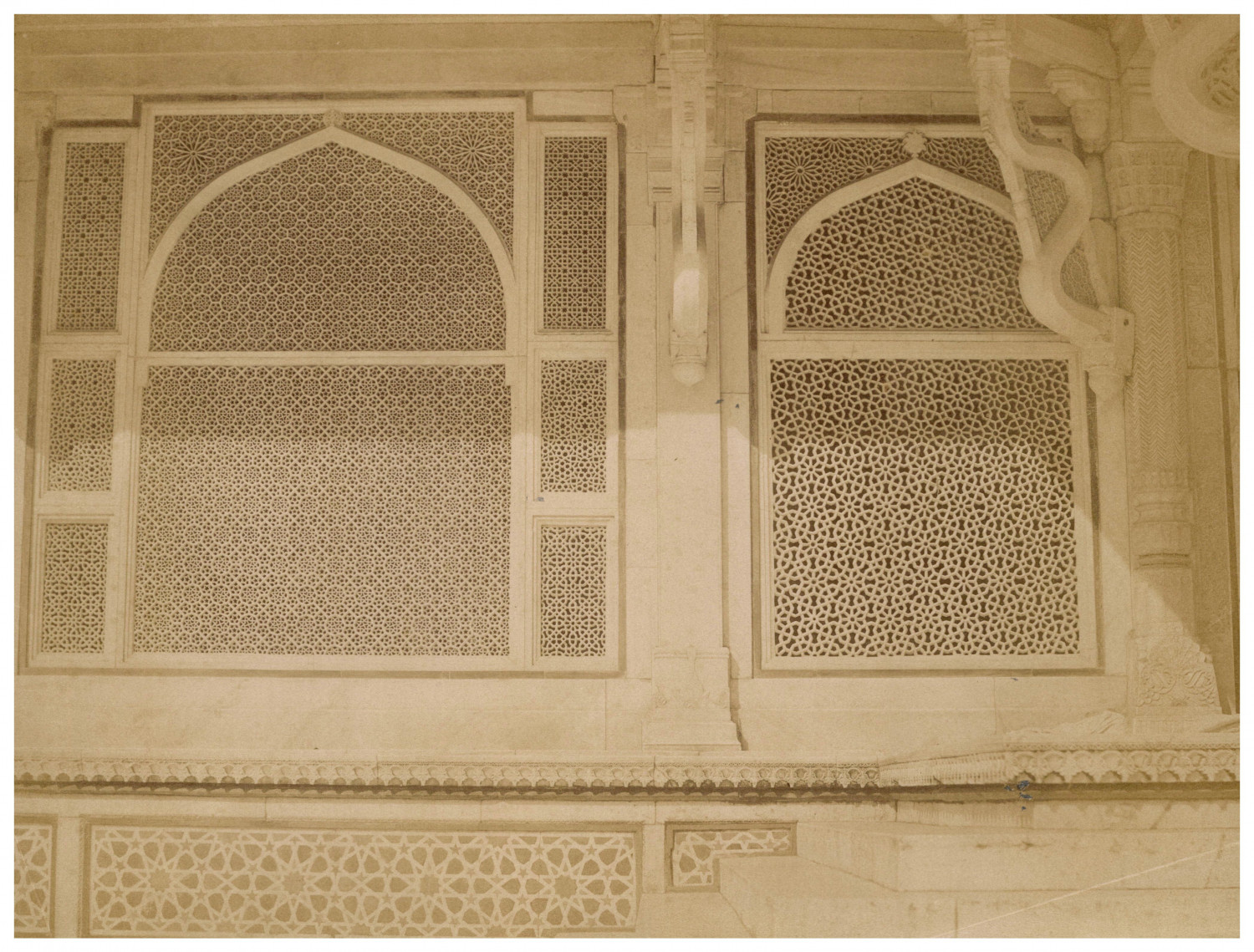 India, Agra, Fatehpur Sikri, Fence Vintage Albumen Print Albumen Print 20
