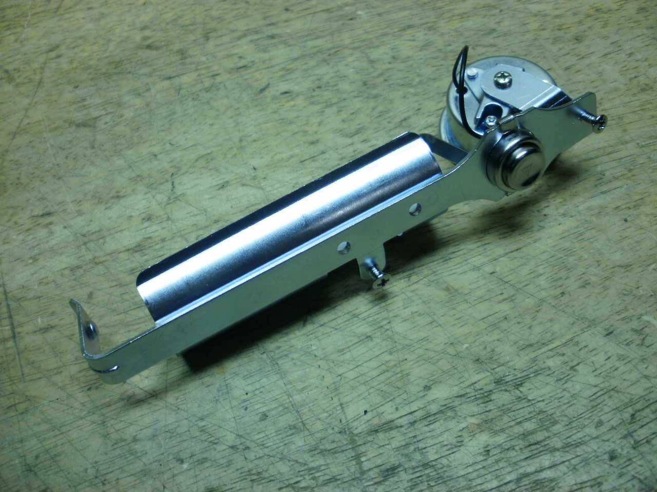 Delta Style Bicycle Tank Horn Unit Fit Schwinn Phantom Panther Hornet Wasp &&