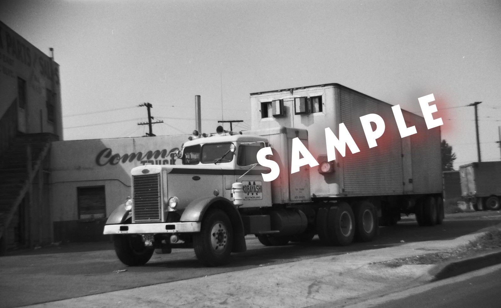 8X10 B&W semi-truck photo – Pete Narrow-nose KOBAYASHI
