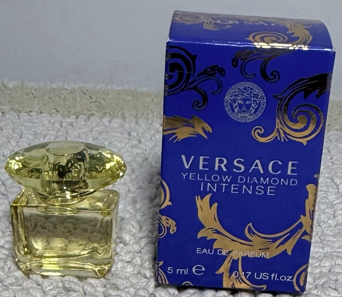 Versace Yellow Diamond Intense Eau de Parfum Mini Miniature Spray 5ml