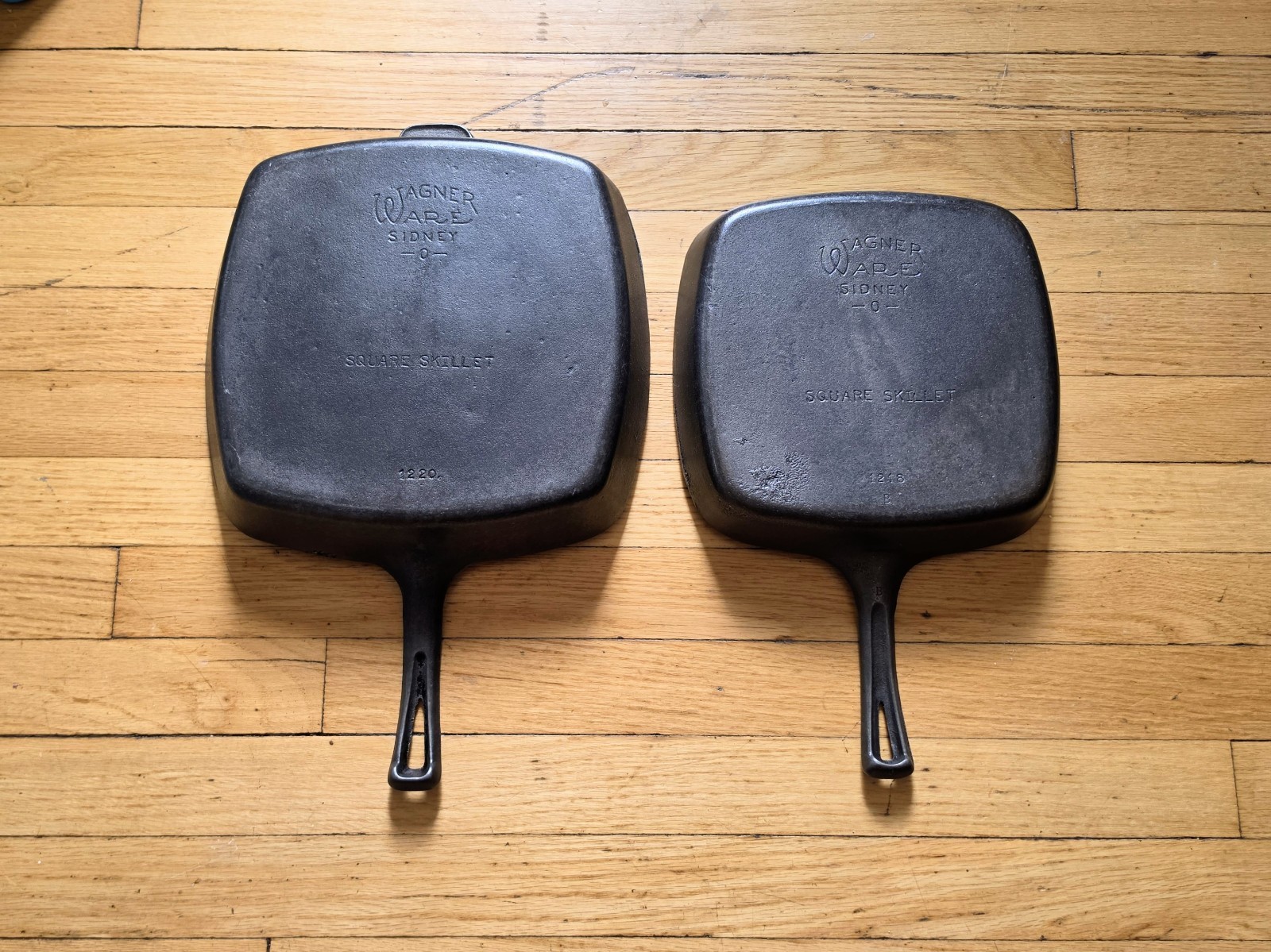 Wagner Thumbprint Handle Square Skillets 1218 & 1220 Cast Iron