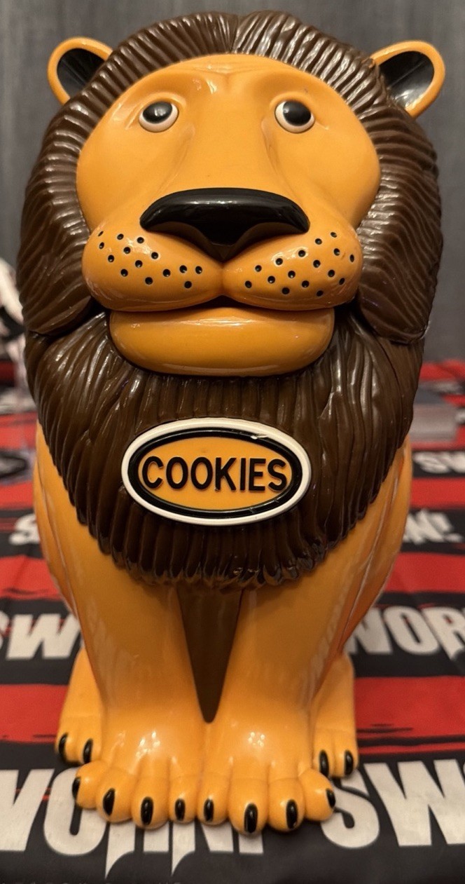 1999 Vintage The Original Tiger Cookie Jar. Roaring/Talking Lion VINTAGE, WORKS