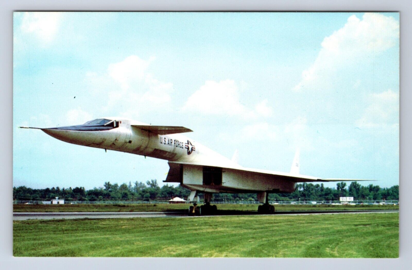XB 70 VALKYRIE NORTH AMERICAN AIR FORCE AIRCRAFT US NAVY POSTCARD AC
