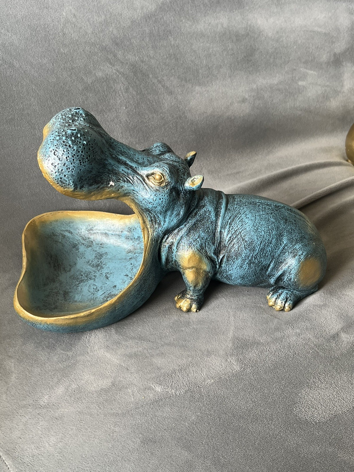 Hippo Statue Home Resin Hippopotamus Figurine Fun Candy Dish,Key Bowl,Big Mouth
