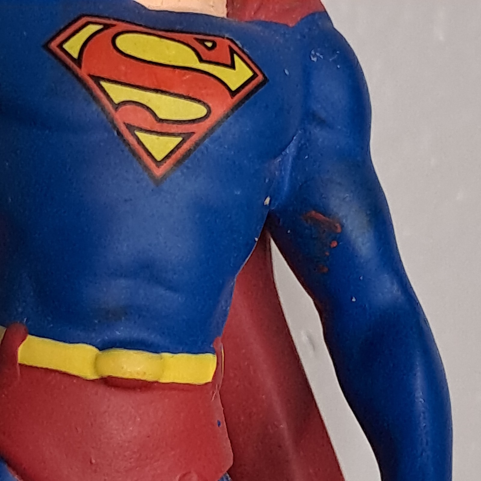 HALLMARK DC COMICS SUPERMAN FIGURINE CHRISTMAS ORNAMENT