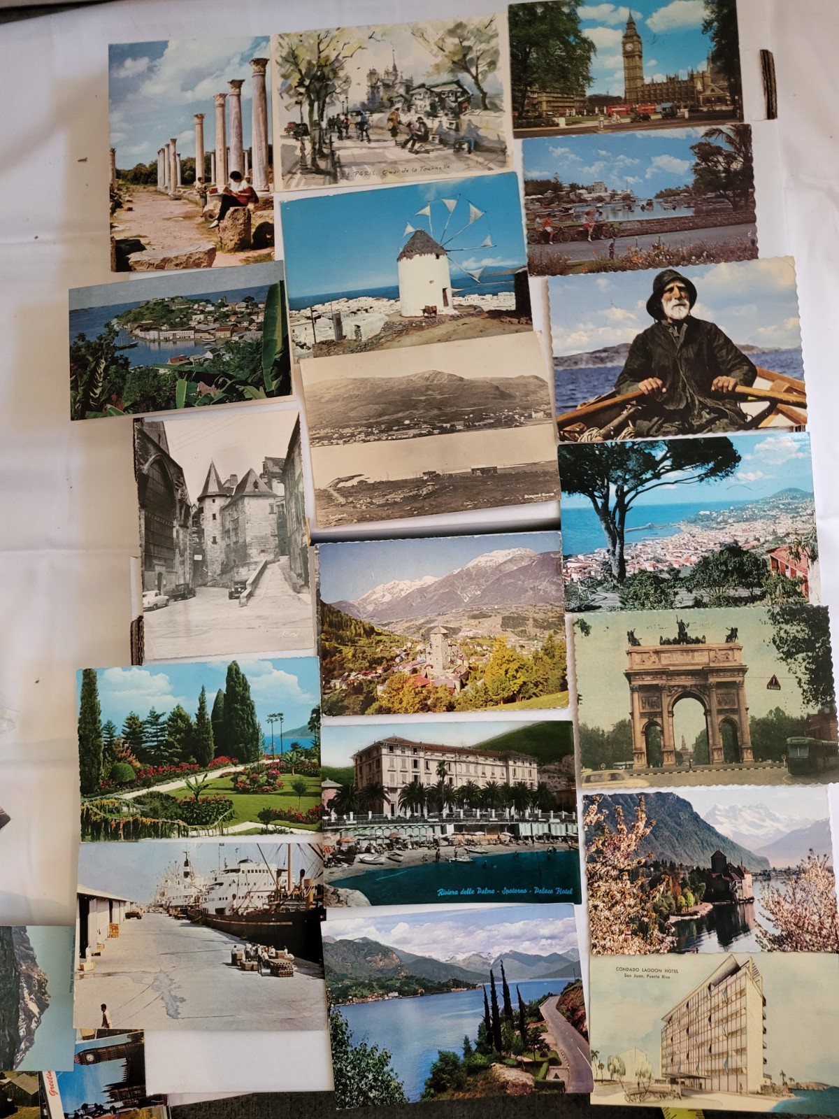 VINTAGE USED 18 MCM LOT OF FOREIGN POSTCARDS, MANY COUNTRIES, COOL STAMPS