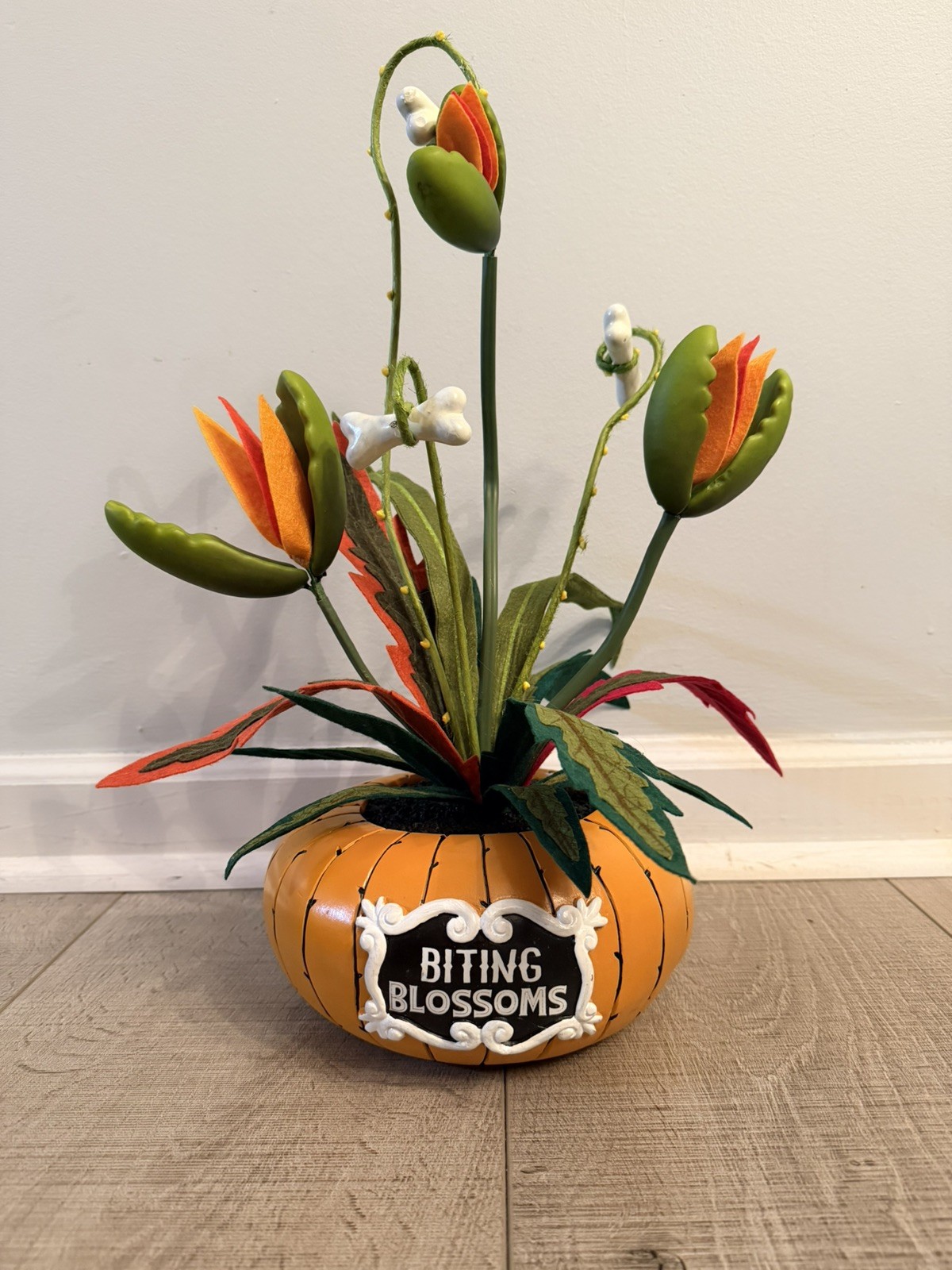 Hyde & EEK! Boutique Biting Blossoms Artificial Halloween Plant