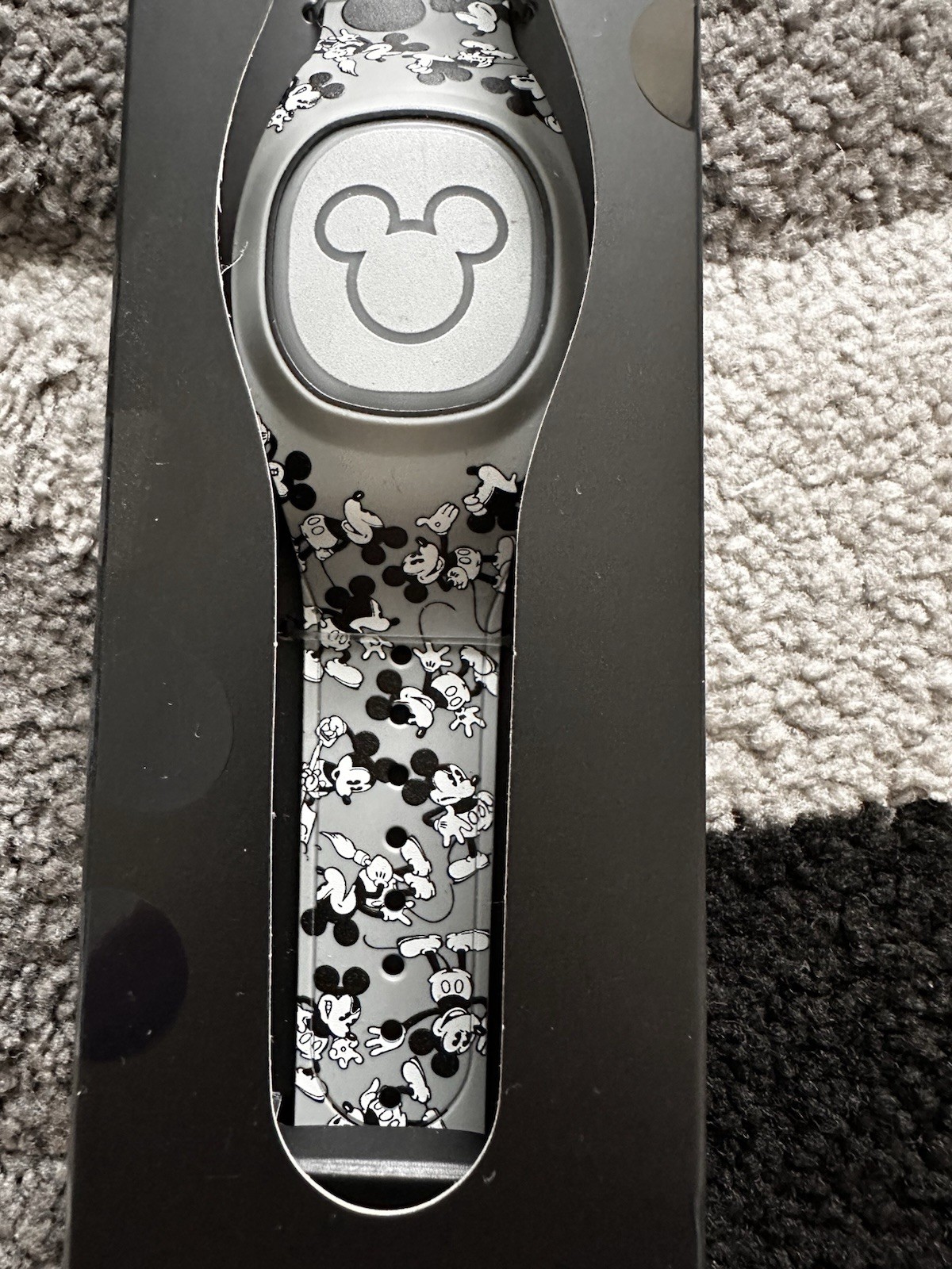 NEW Rare Disney Grey Mickey Mouse MagicBand+ Plus Cover All Over RETIRED