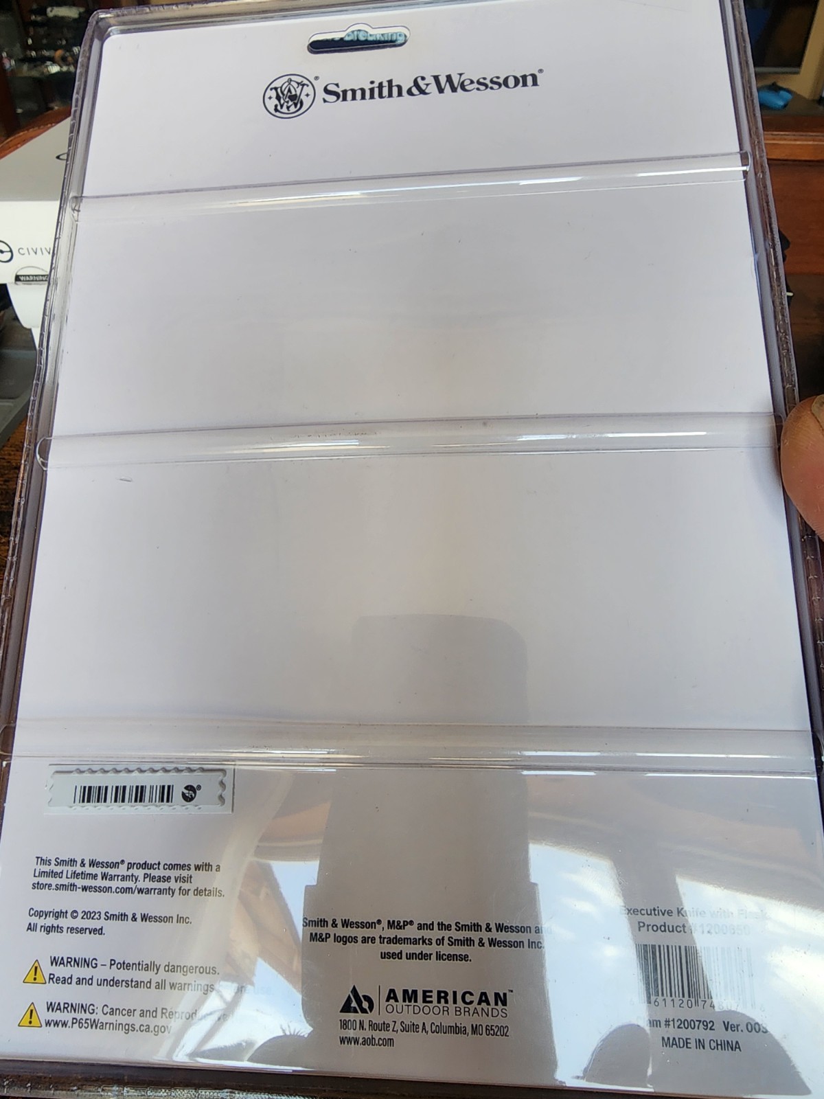 Smith & Wesson Executive Knife and 8oz. Brushed Metal Flask with Fill Funnel
