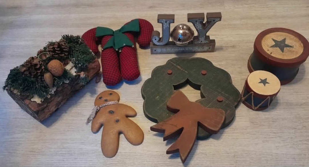 Primitive Christmas Decor Bundle