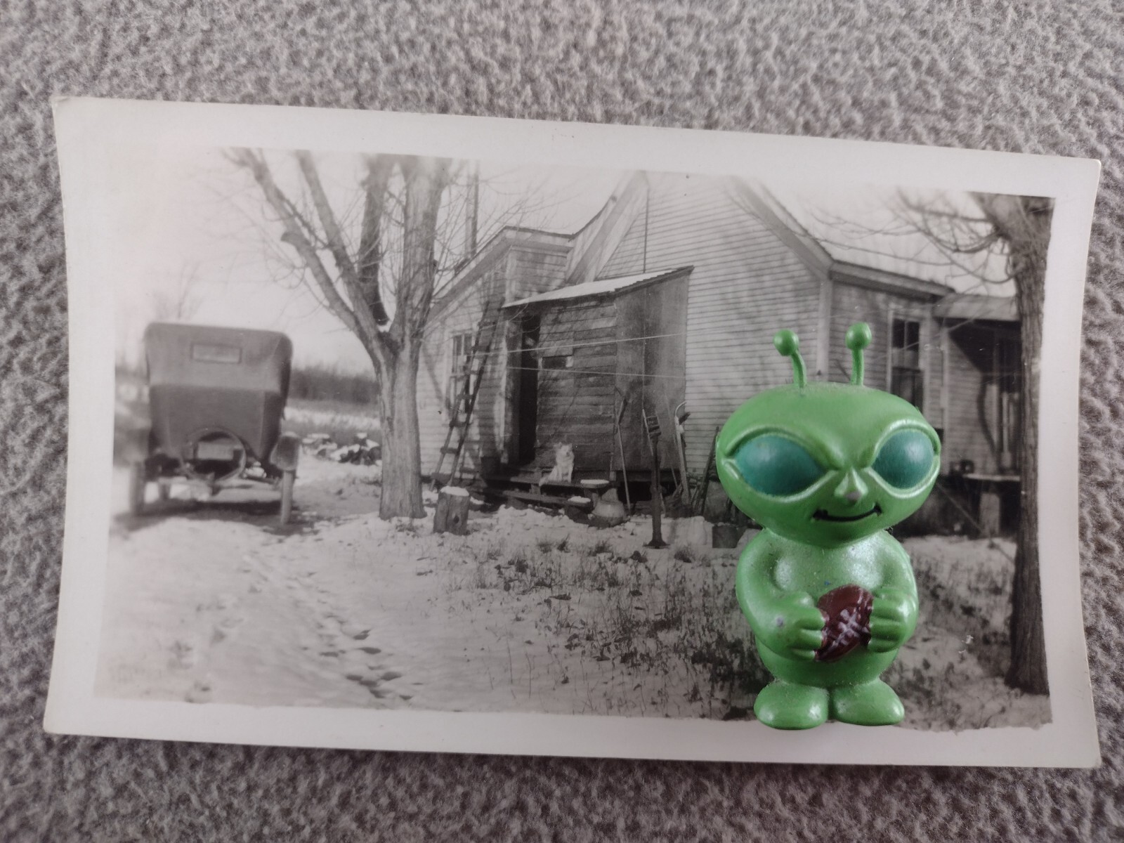Photo 1920’s Ford Model T and Rural Farm House East Jordan, MI 1929