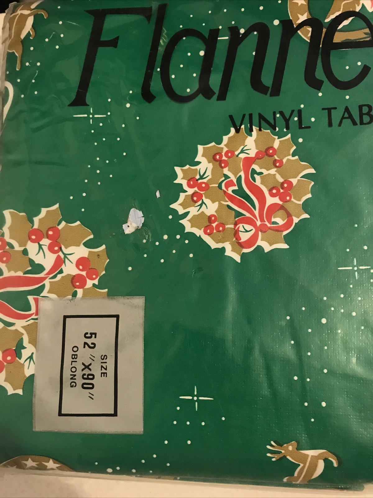 Flannelback Vinyl Tablecloth CHRISTMAS 52″ X 90″ OBLONG Easy Care Polyester