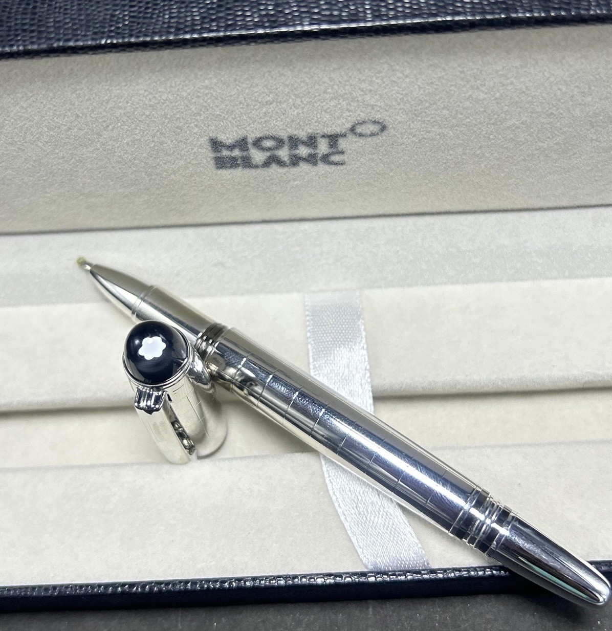 Montblanc Starwalker Ballpoint Pen Check Silver Body + Clip Black Ink
