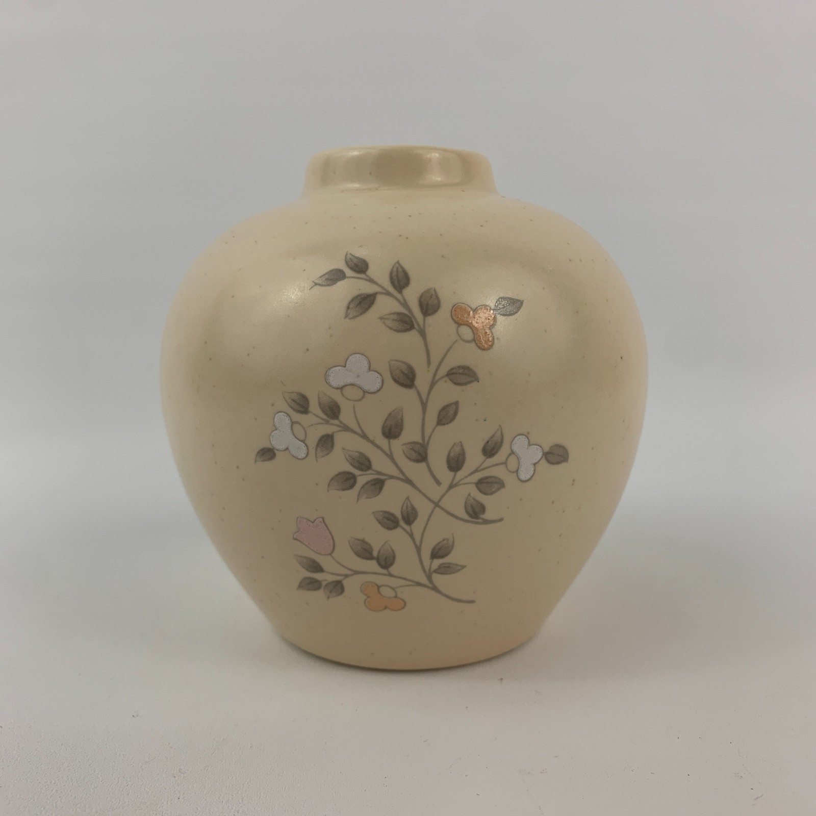 Pfaltzgraff Remembrance Tan Floral Flower Bud Vase 3.75″ Cottagecore Grannycore