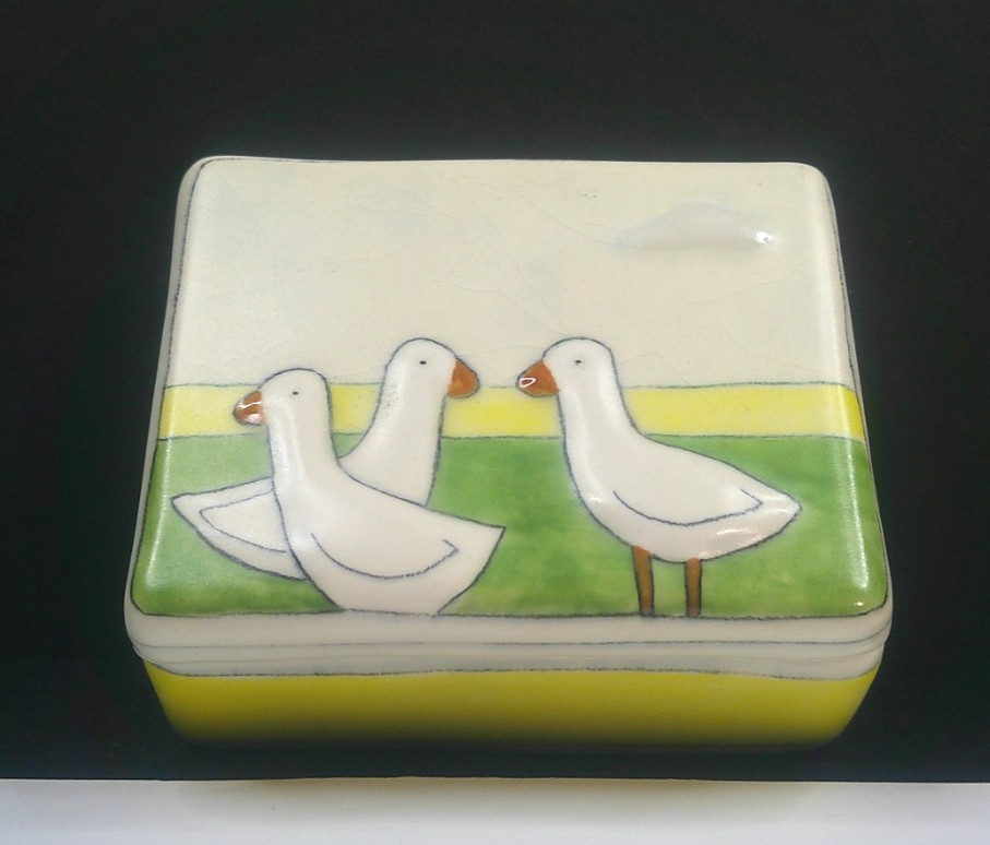 Beth Fein, Ceramic Box, Duck Motif, Signed, USA, c1980, ExCd