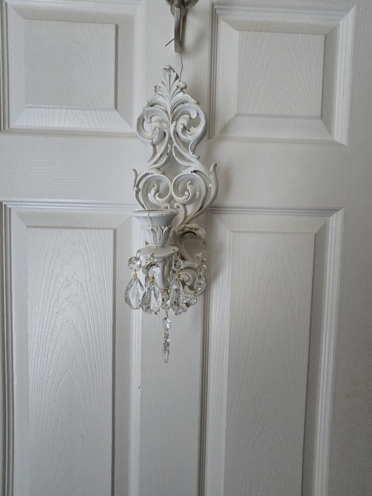 Beautiful White Sconce w/Glass Drops. FREE PRIORITY SHIP!