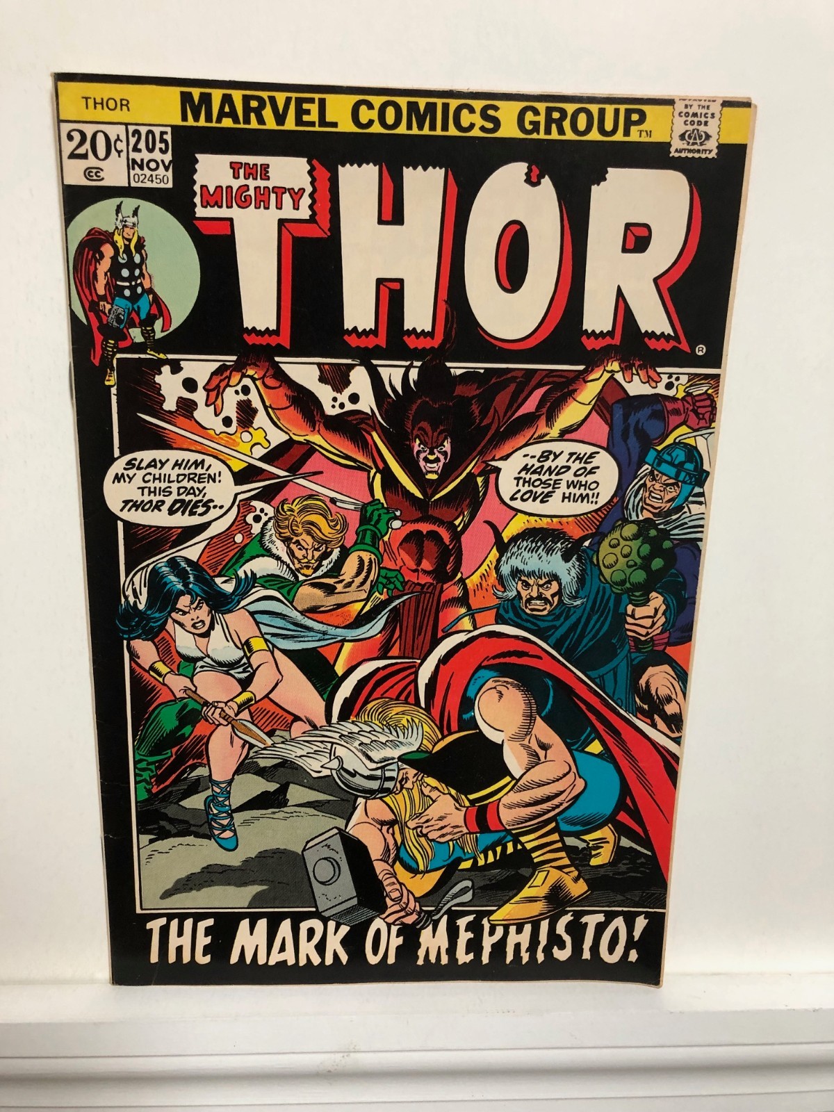 Thor # 205 FINE Nov. 1972 Gil Kane, Frank Giacoia cover & art Conway