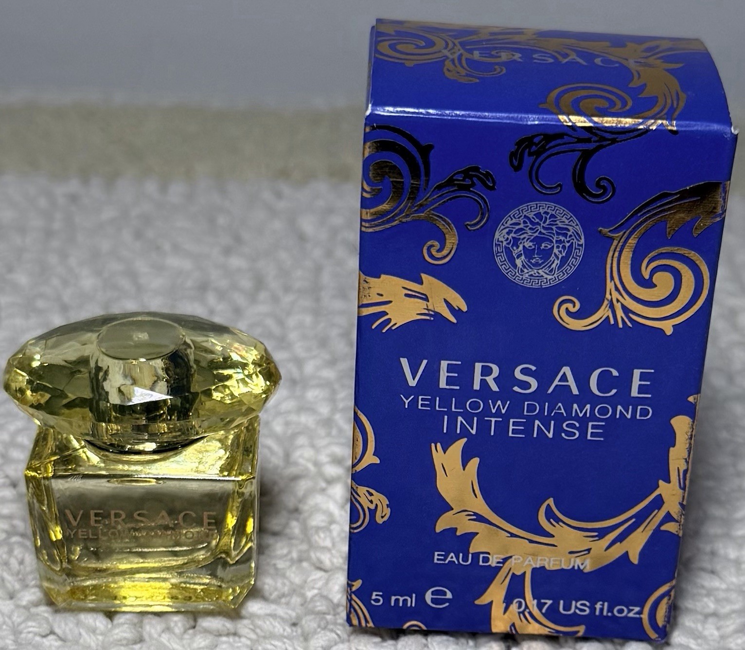 Versace Yellow Diamond Intense Eau de Parfum Mini Miniature Spray 5ml