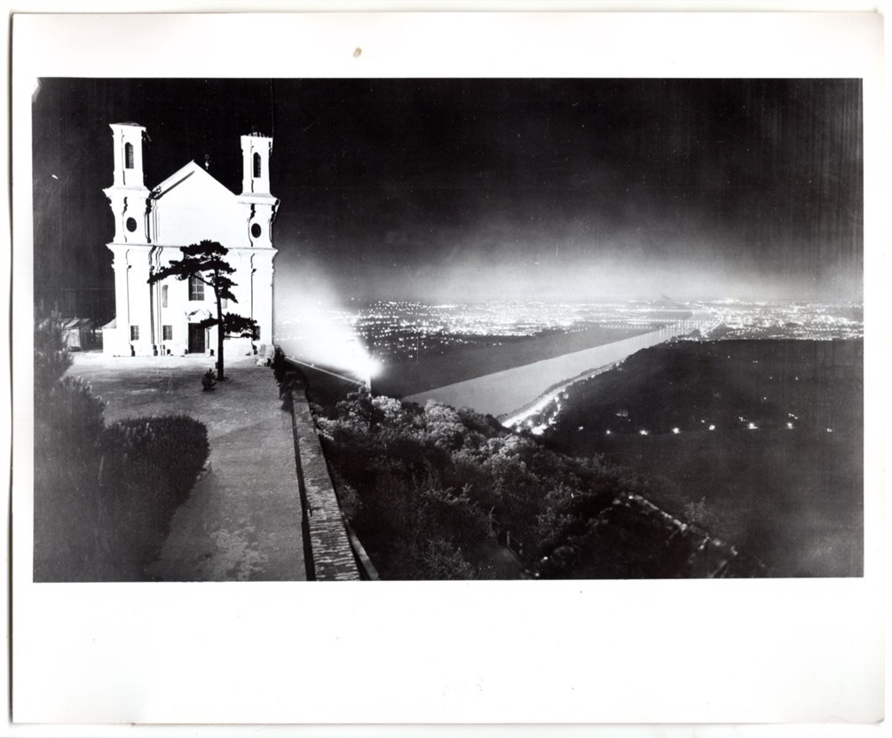 1954 Vienna Austria From Leopoldsberg at Night 8×10 Original News Photo