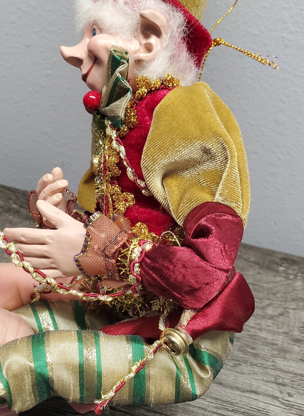 Robert Stanley Jester Elf 20″ Poseable Limbs Green Red Costume Christmas Decor