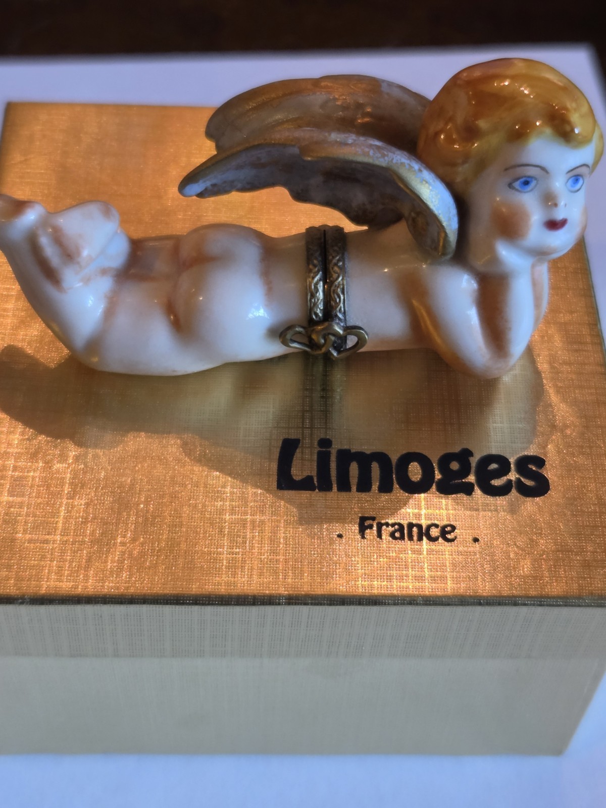 Limoges Peint Main Rafael’s Reclining Cherub Angel Trinket Box