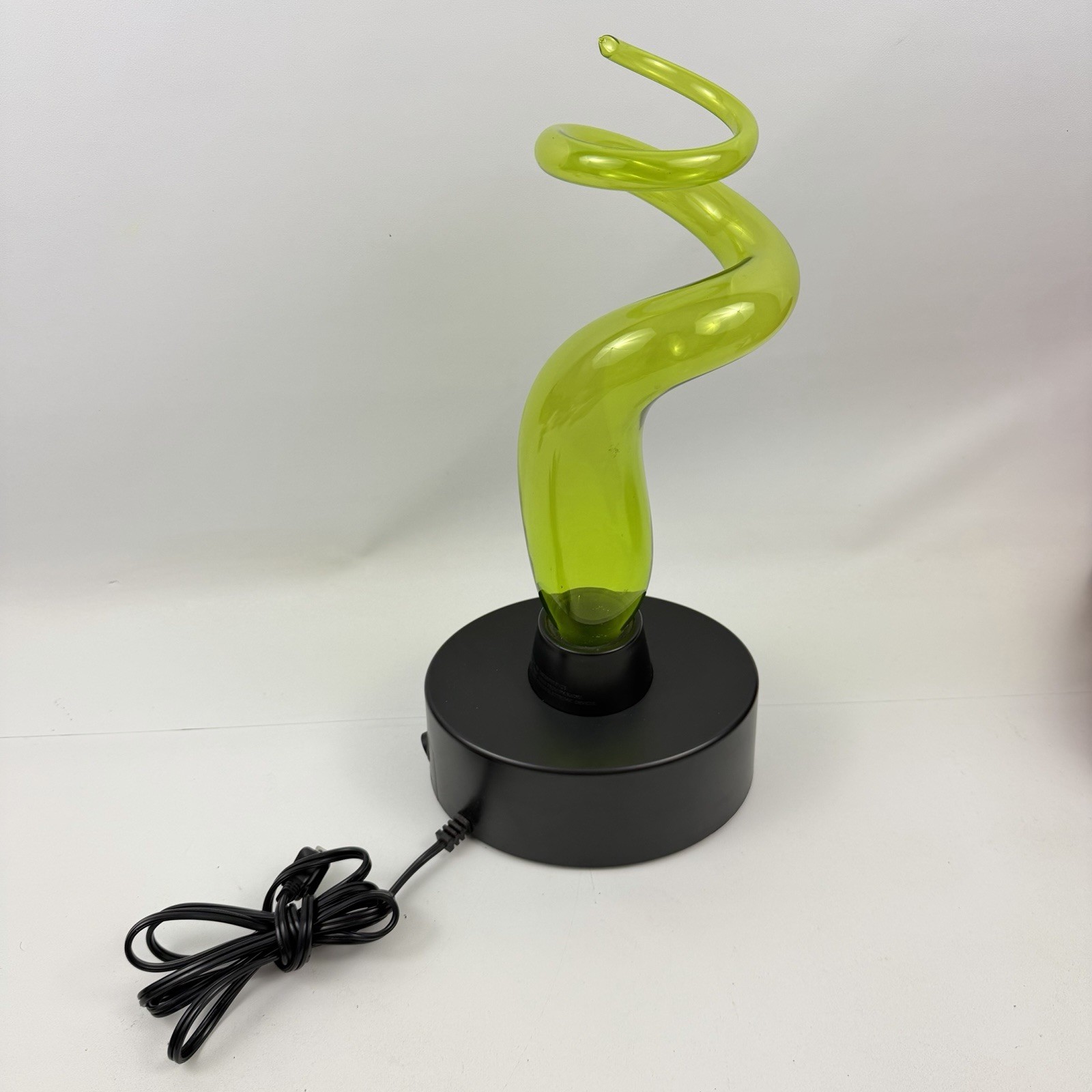 LumiSource Electra Plasma Lamp Green Art Glass Twisted Swirl Light 16″ Tall