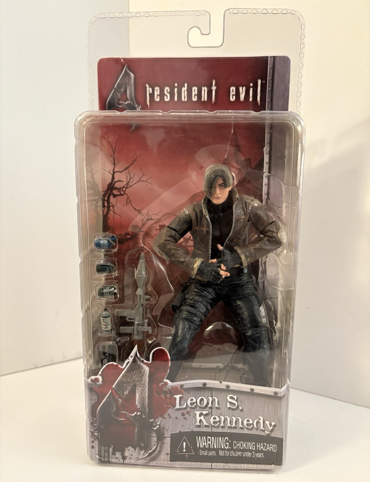 NECA Resident Evil 4 Series 1 Leon S. Kennedy Figure Vintage 2005