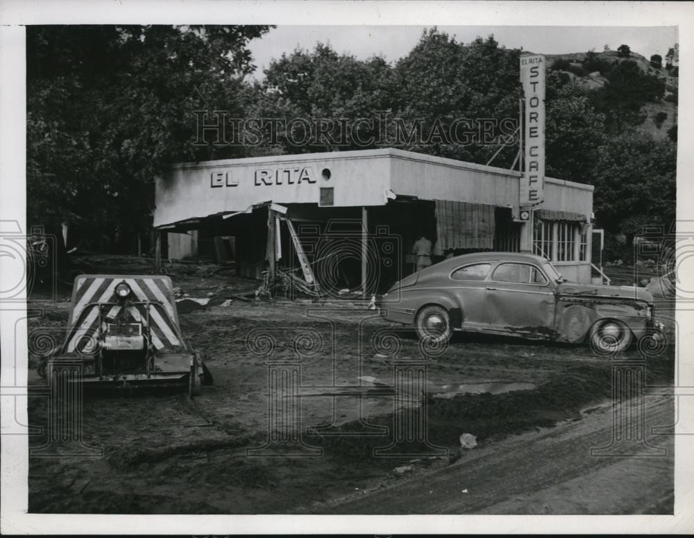 1945 Press Photo Flash Flood took live of four People in Bakersfield Calif