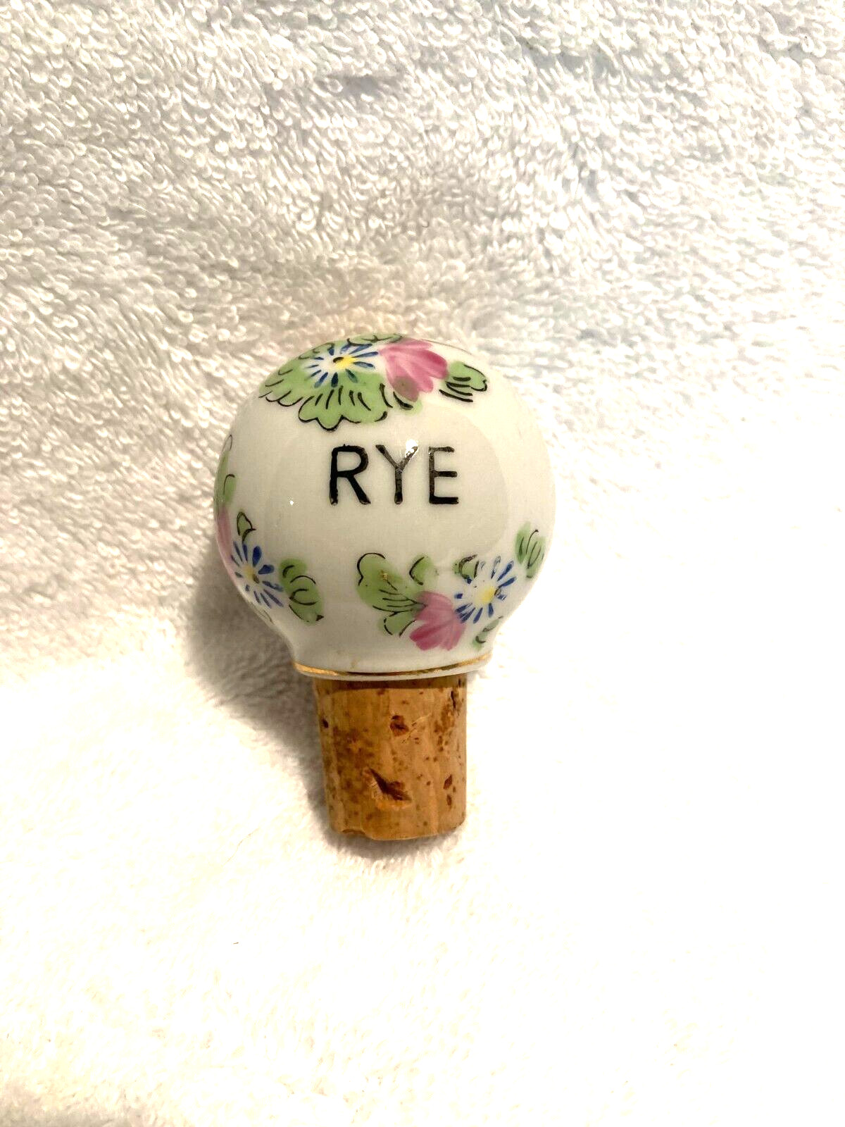 Rye Bottle Topper Stopper Porcelain 2 1/2″ L x 1 3/4″ W 1950s Japan