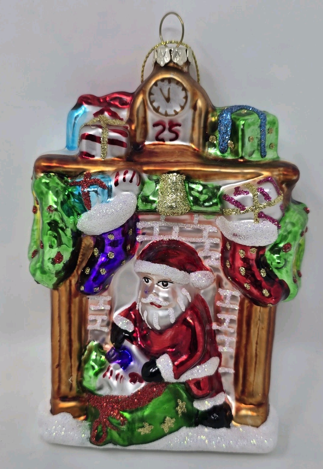 Robert Stanley Glass Ornament Santa Coming Down The Chimney