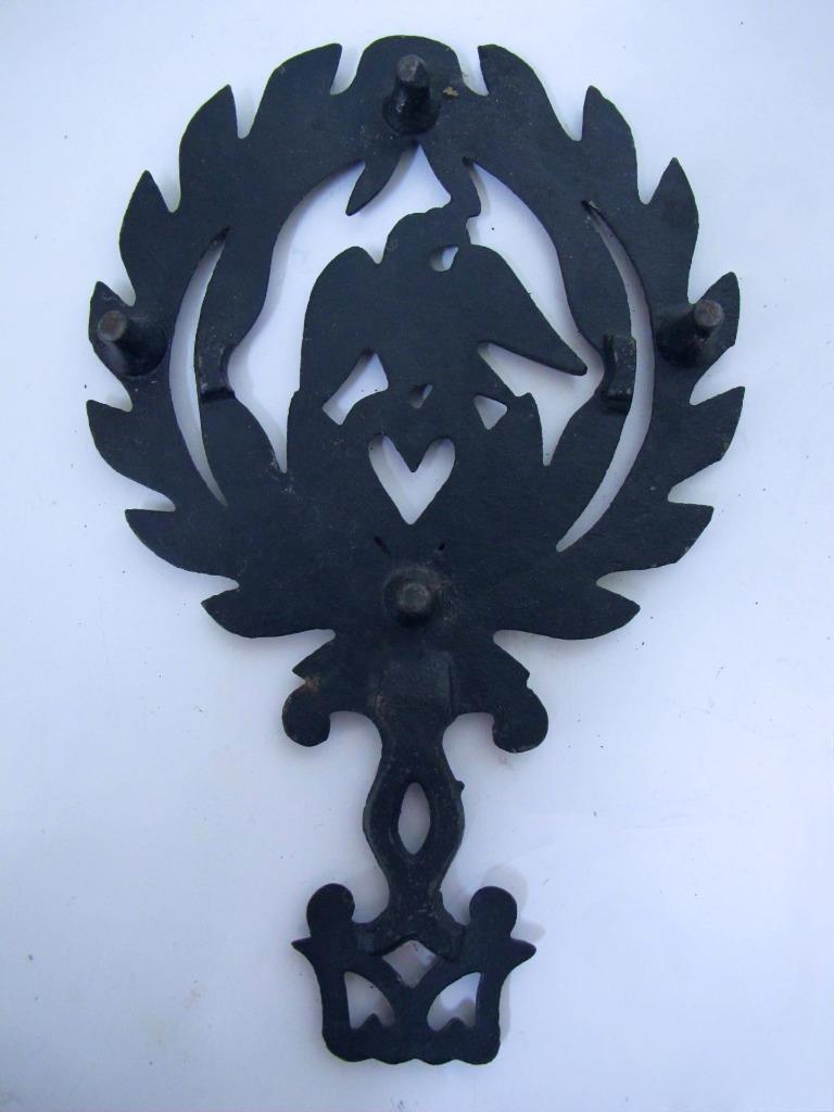 Antique Cast Iron Trivet Eagle Laurel Wreath Heart Design Old Paint Green Red
