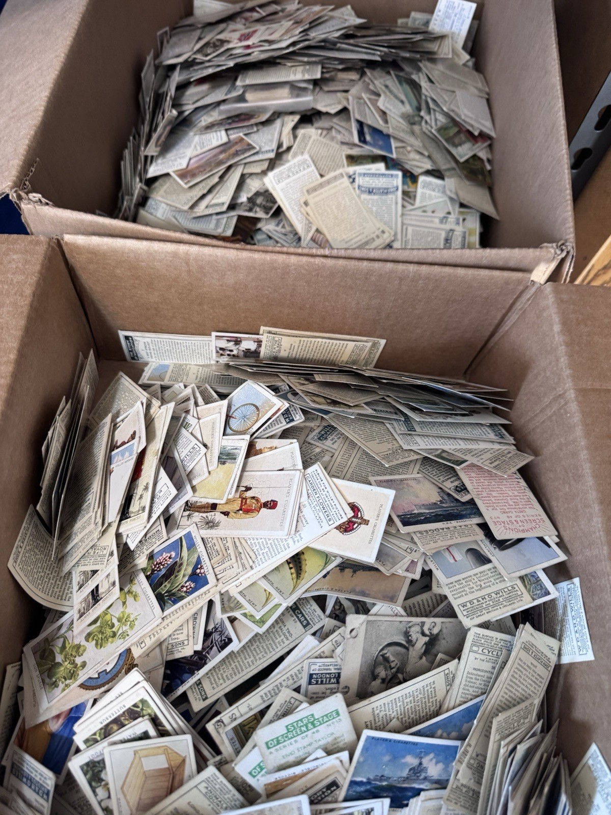 lot of 100 x Old tobacco/cigarette cards Like Seen In This Photo Lot 1930s+/-