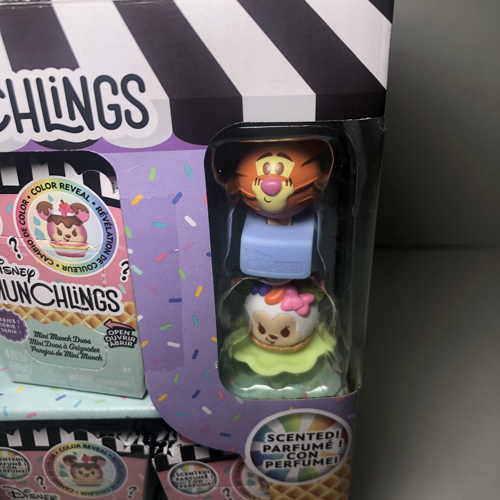 Disney Munchlings Mini Munch Duos Series 1 Mystery Box 7 Packs Counter Display