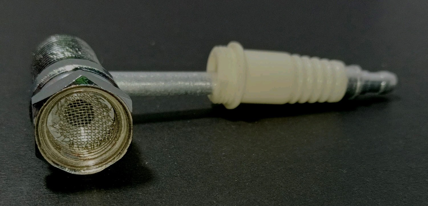 SPARK PLUG PIPE – STEALTHY DISCREET TOBACCO SMOKING PIPE -Car Parts- FREE GIFT