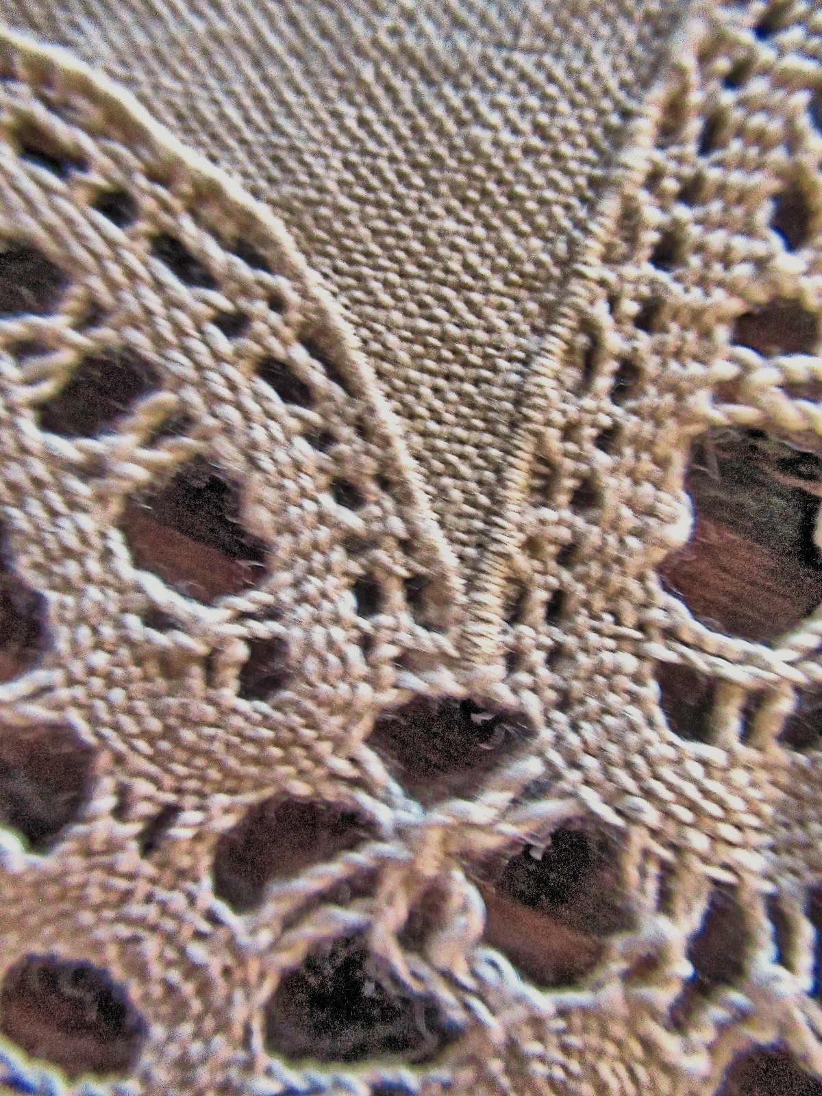 Vtg Table Topper 34″ Square Beige Linen Custom-Cut 7″ Deep Handmade Lace