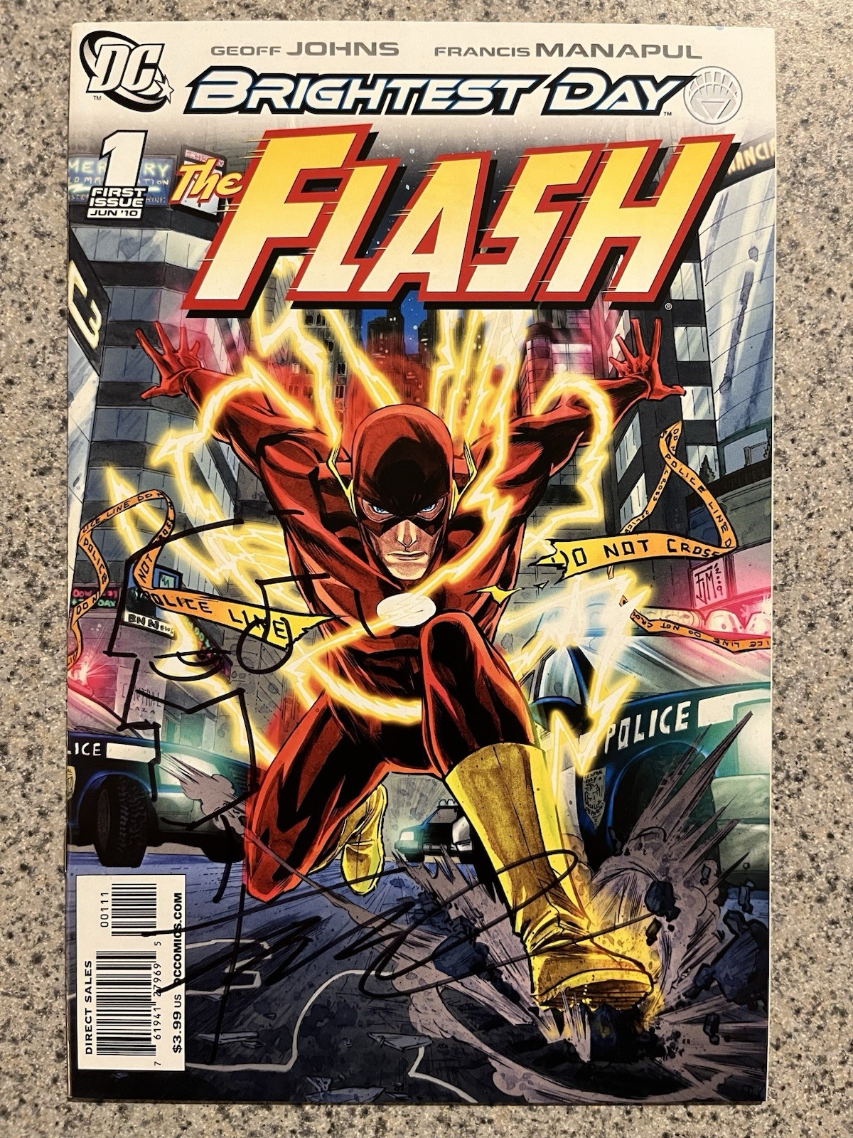 The Flash #1 Brightest Day DC Comic June 2010 Signed by Artist Francis Manapul